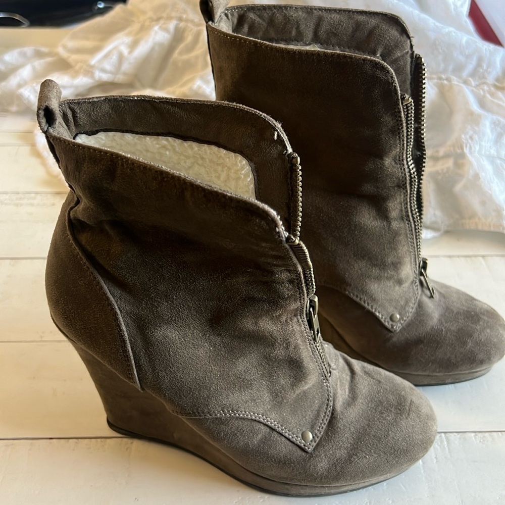 Qupid Fur Booties